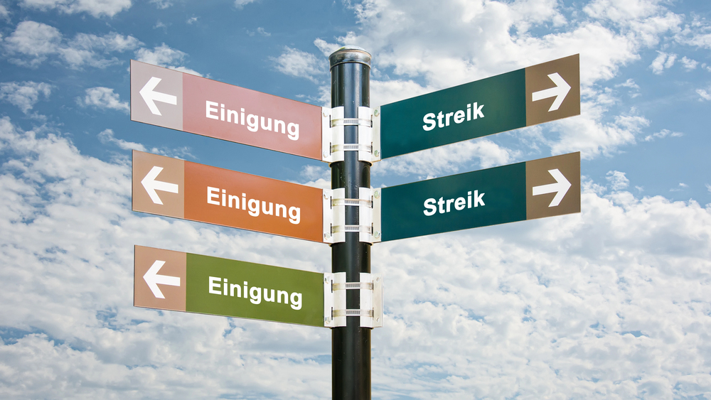 Signposts the direct way to Agreement versus Strike