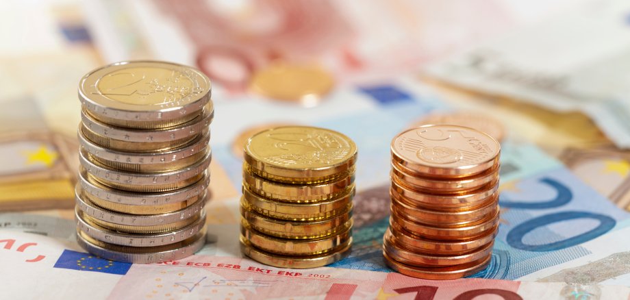 Euro Geldmünzen und Geldscheine - Euro Coins and bills